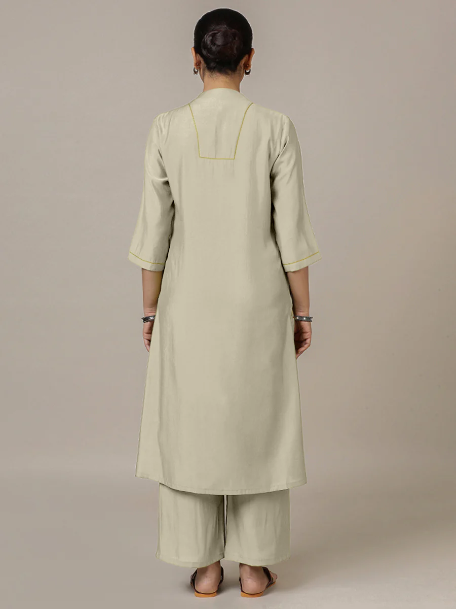 Paakhi x Rozaana | A Line Kurta in Ivory with Thread Work | Coords or Only Kurta - Image 2