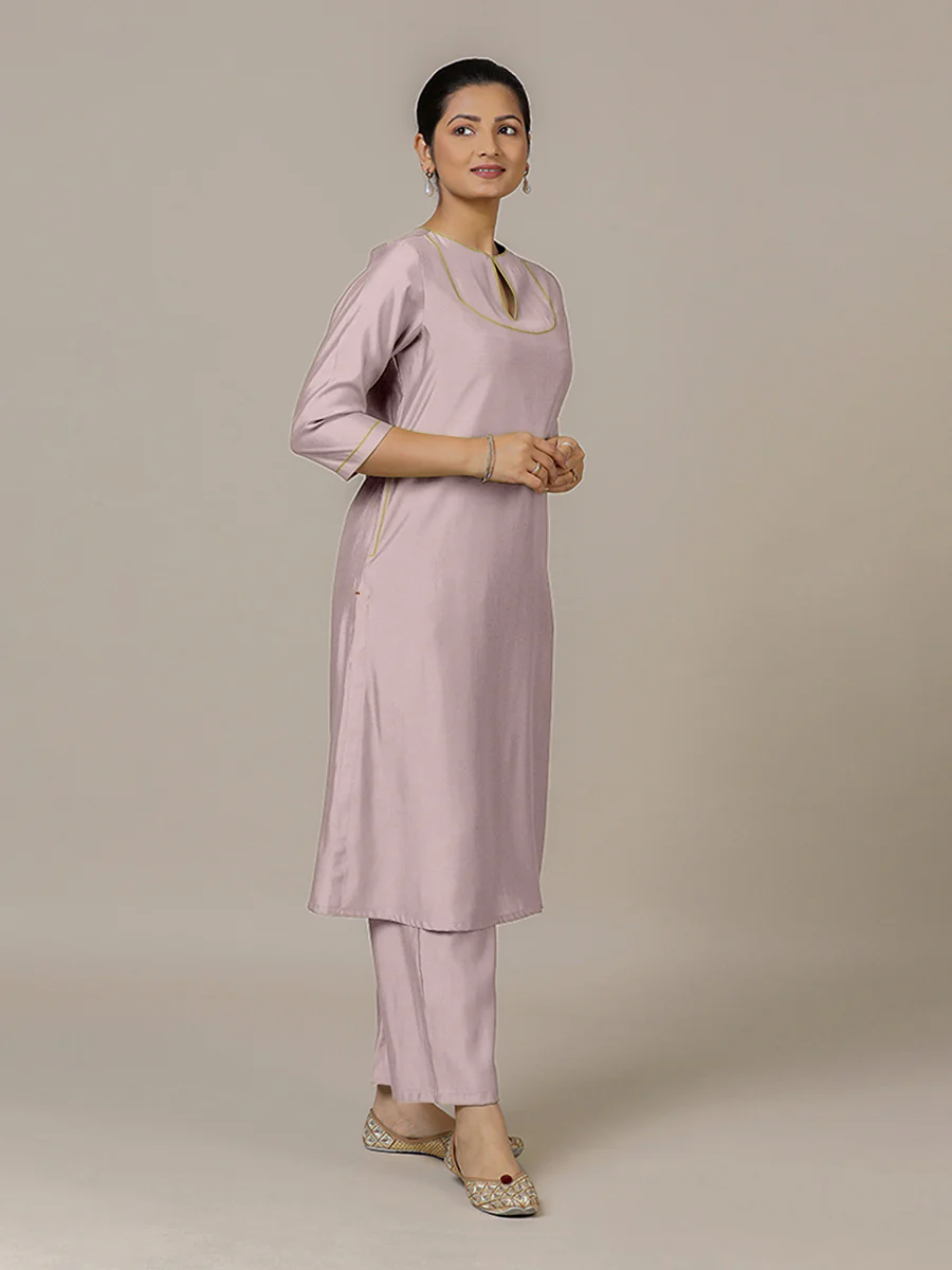 Zoya x Rozaana | A Line Kurta in Lilac with Thread Work | Coords or Only Kurta - Image 9