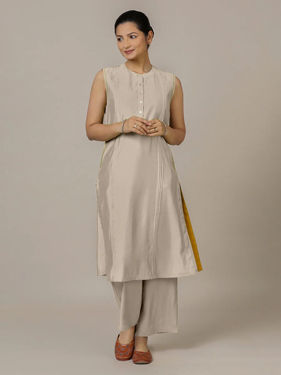 Alina x Rozaana | A Line Kurta in Oyster Grey with Thread Work | Coords or Only Kurta