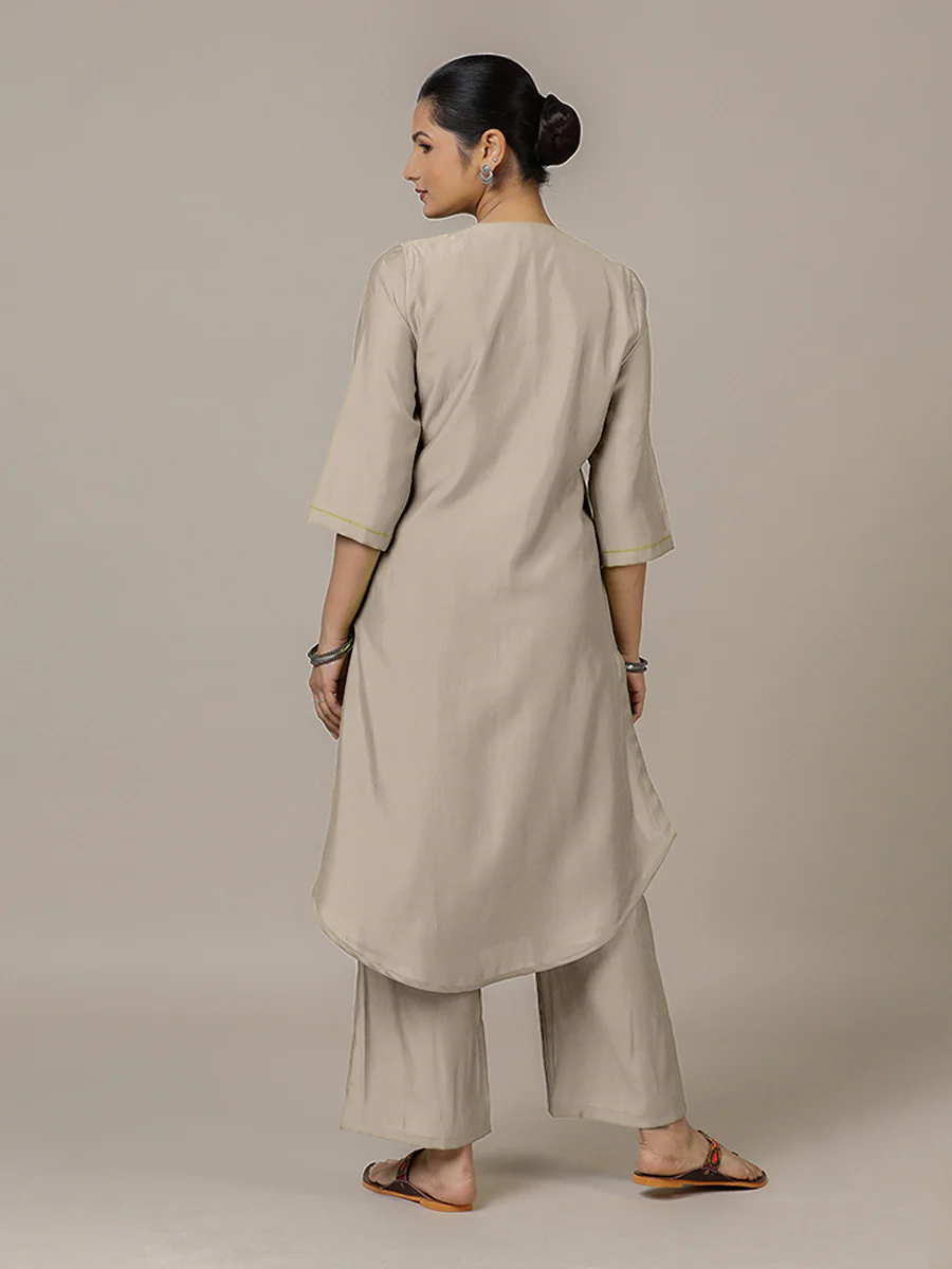 Urvi x Rozaana | A Line Kurta in Oyster Grey with Thread Work | Coords or Only Kurta - Image 2