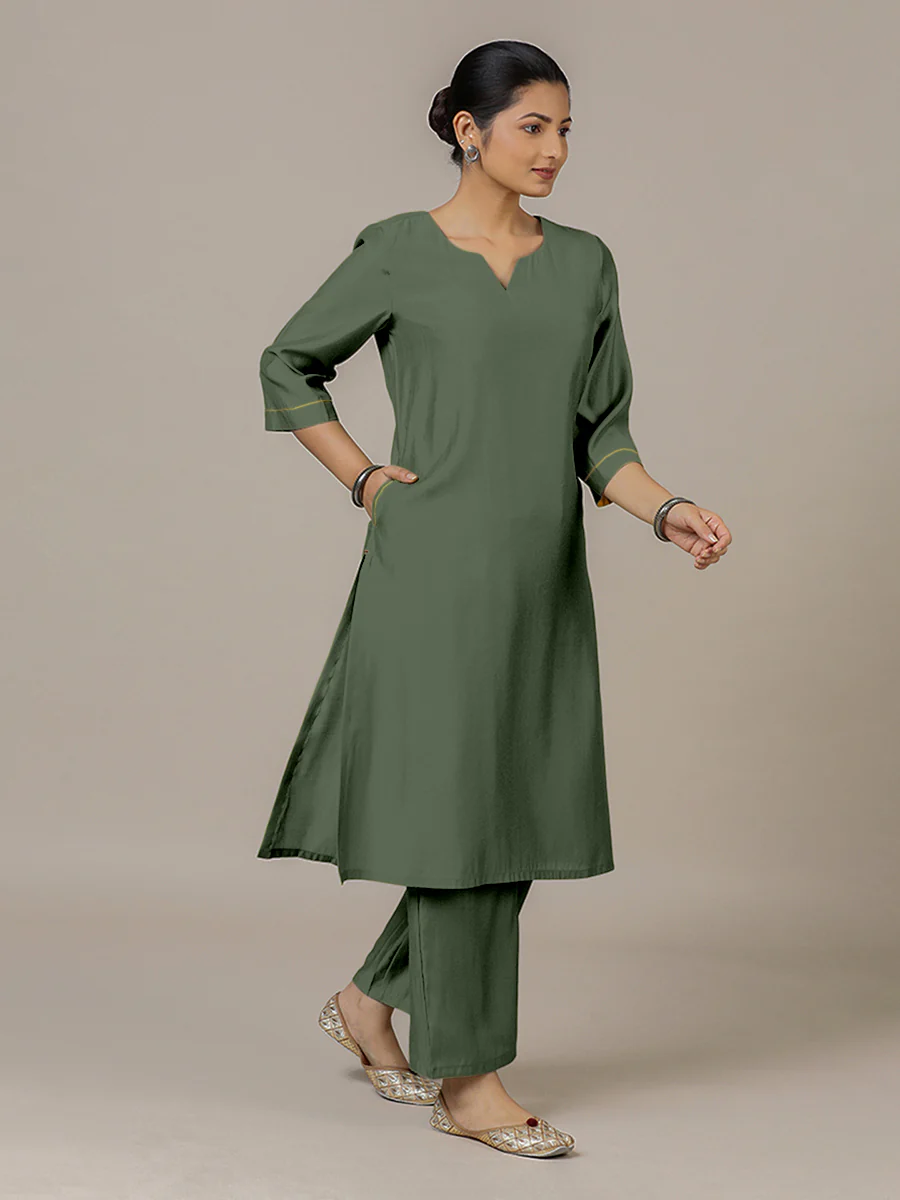 Sadaf x Rozaana | A Line Kurta in Pine Green with Thread Work | Coords or Only Kurta - Image 8