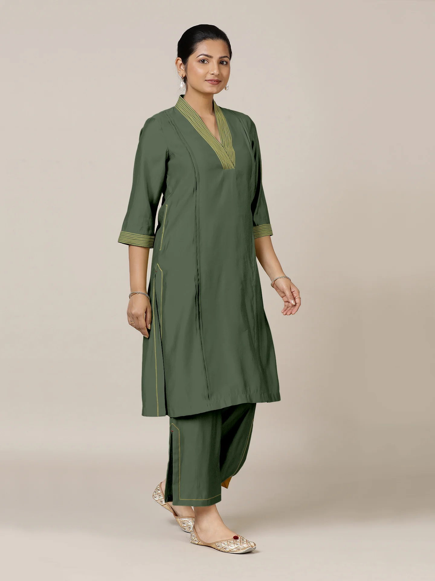 Vanya x Rozaana | A Line Kurta in Pine Green with Thread Work | Coords or Only Kurta