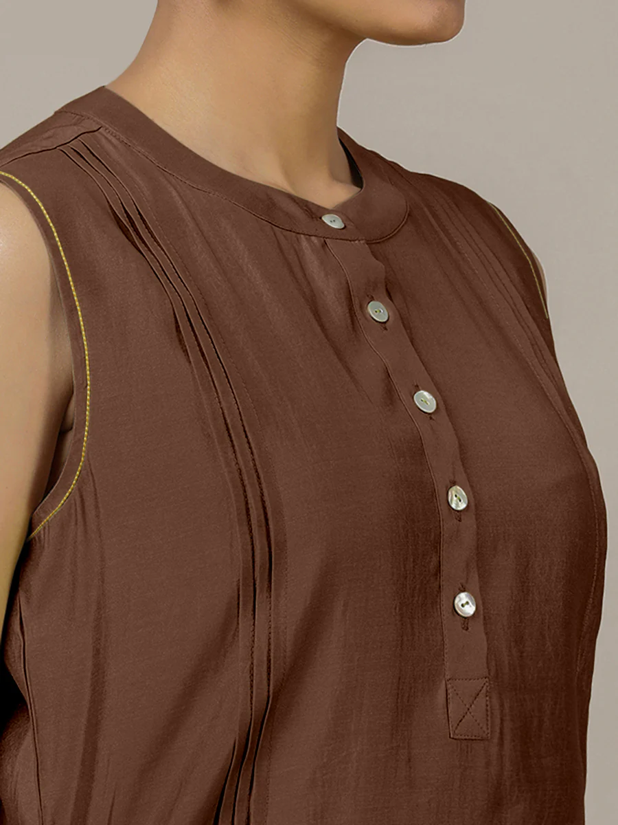 Alina x Rozaana | A Line Kurta in Walnut Brown with Thread Work | Coords or Only Kurta - Image 3