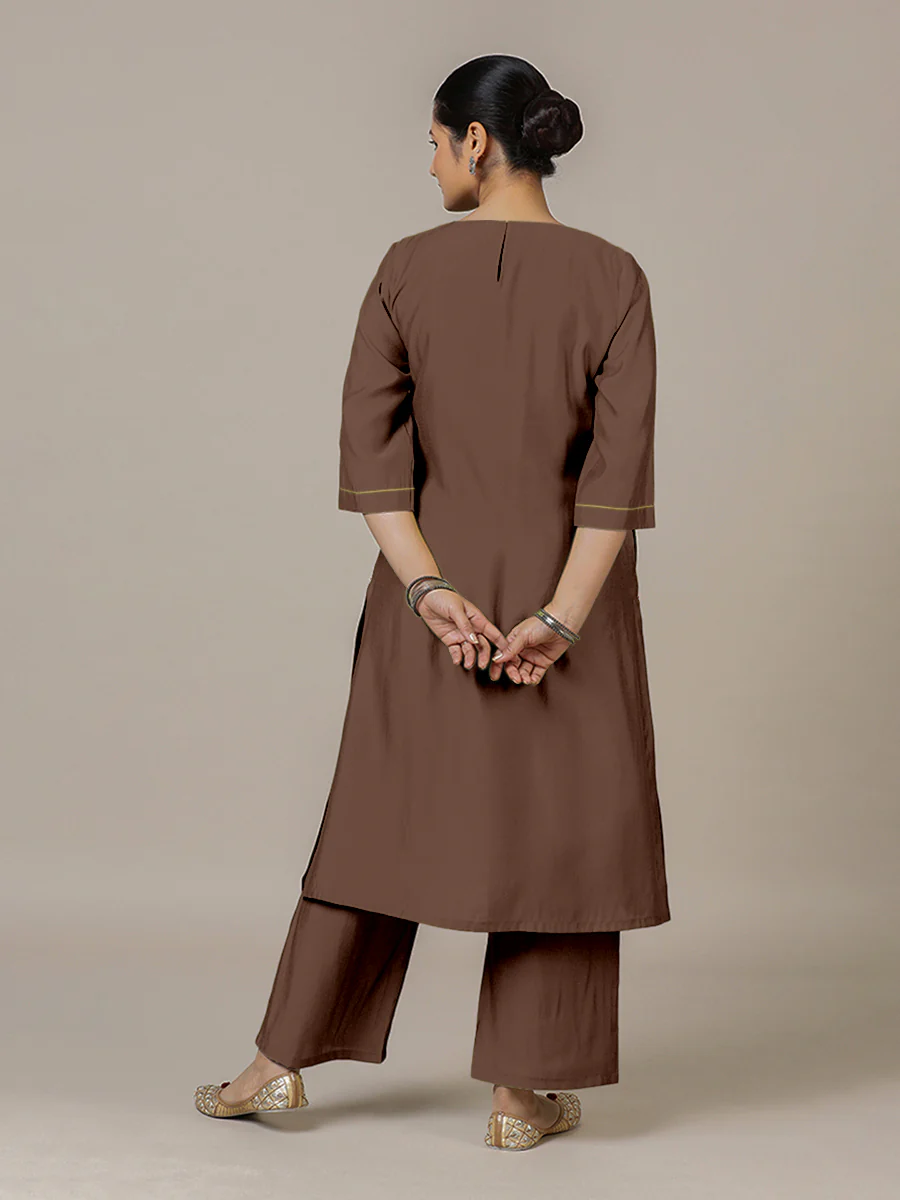 Sadaf x Rozaana | A Line Kurta in Walnut Brown with Thread Work | Coords or Only Kurta - Image 2