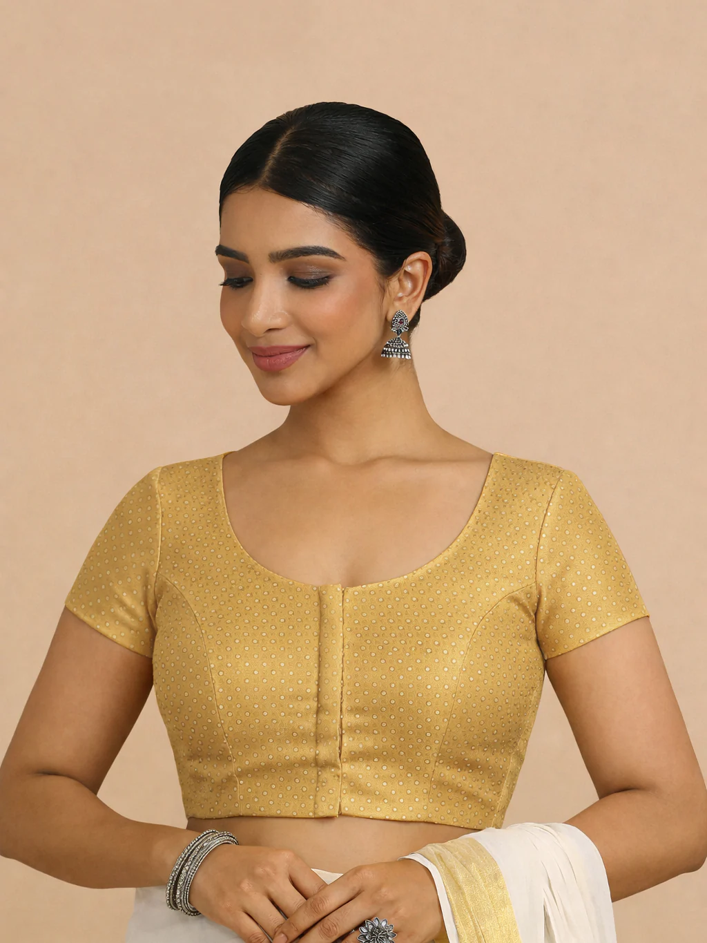 Chandrika x Tyohaar | Short Sleeve Gold Foil Chandheri Saree Blouse - Image 5