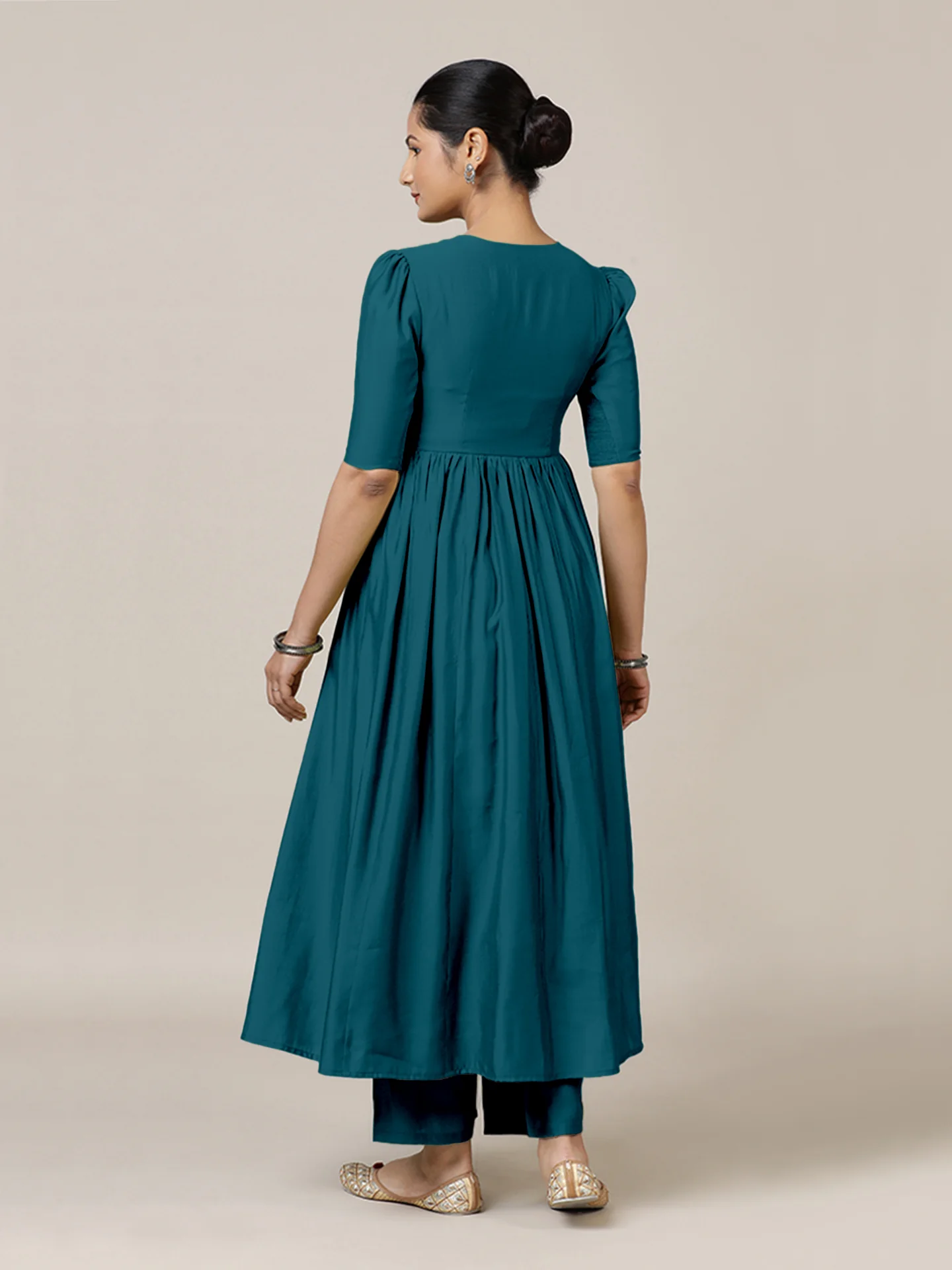 Faiza x Rozaana | A Line Kurta in Crystal Teal with Thread Work | Coords or Only Kurta - Image 2