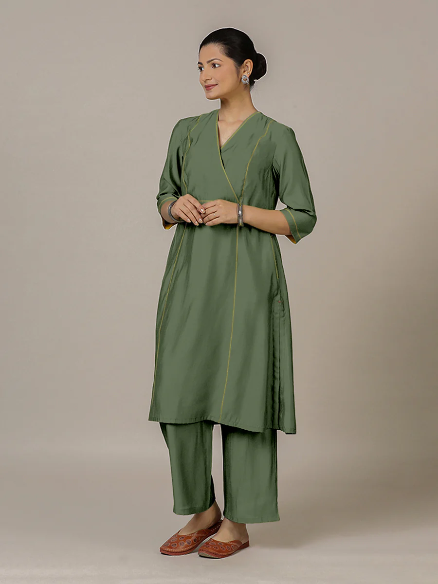 Amal x Rozaana | A Line Kurta in Hunter Green with Thread Work | Coords or Only Kurta - Image 8