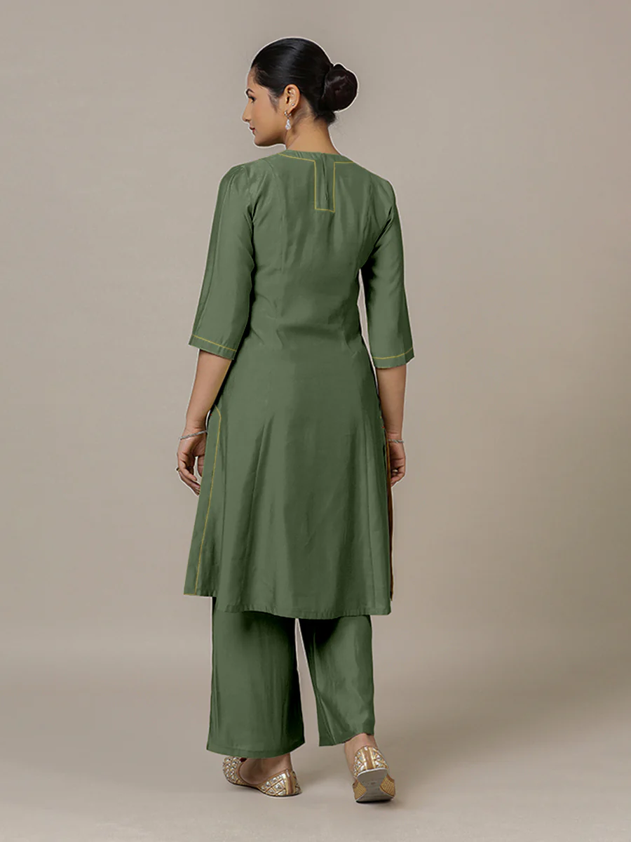 Piya x Rozaana | A Line Kurta in Hunter Green with Thread Work | Coords or Only Kurta - Image 2