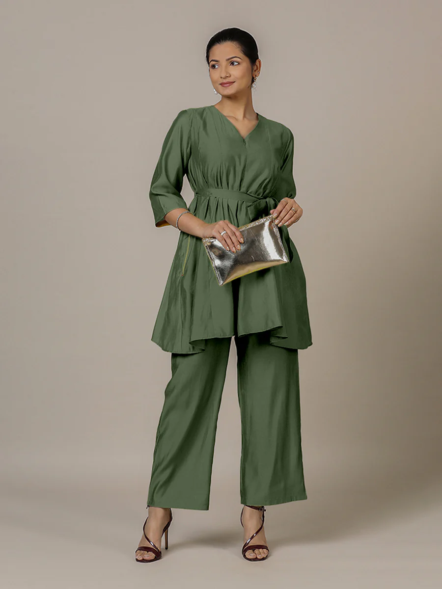 Tuhi x Rozaana | A Line Kurta in Hunter Green with Thread Work | Coords or Only Kurta - Image 6