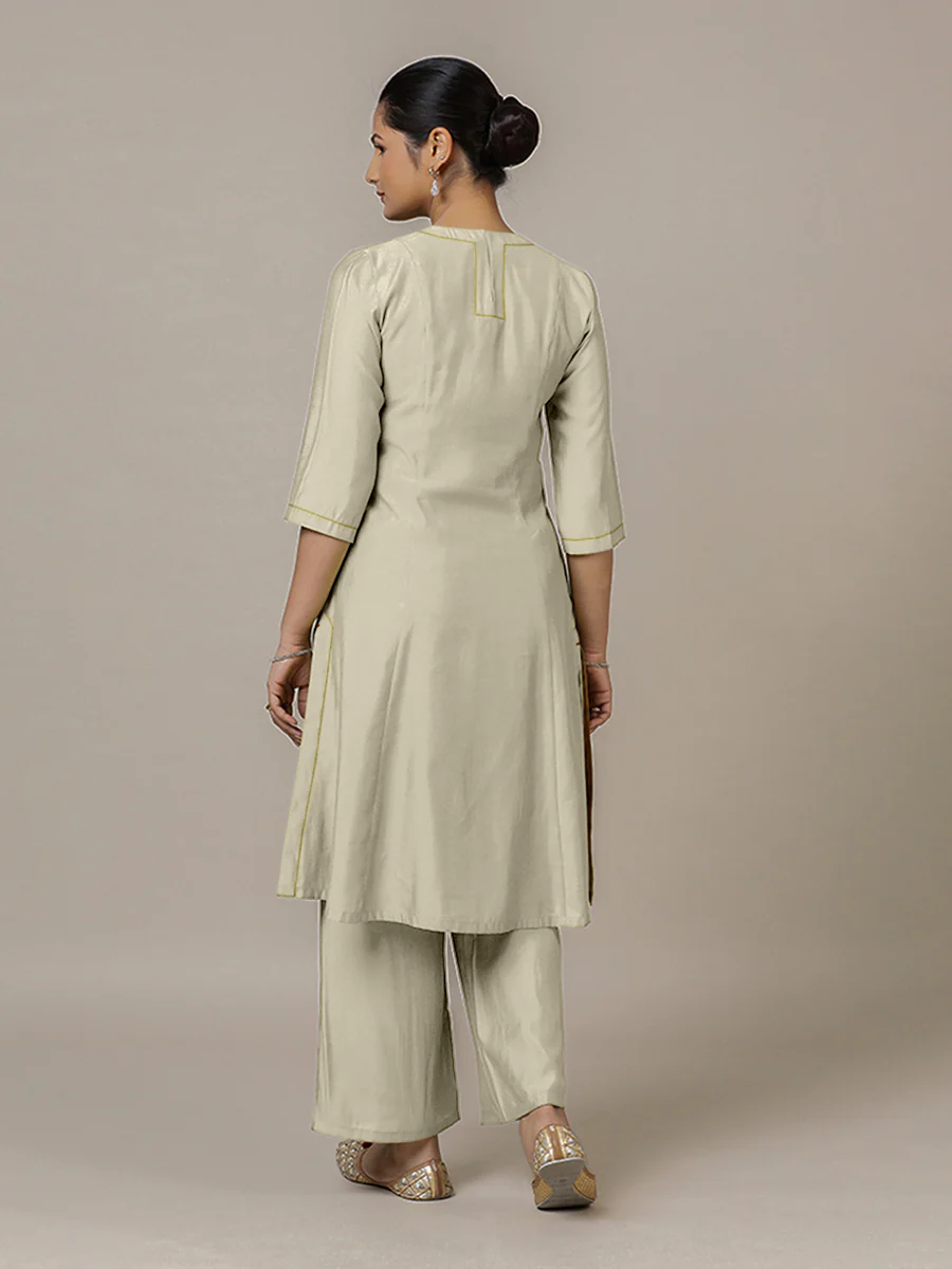 Piya x Rozaana | A Line Kurta in Ivory with Thread Work | Coords or Only Kurta - Image 2
