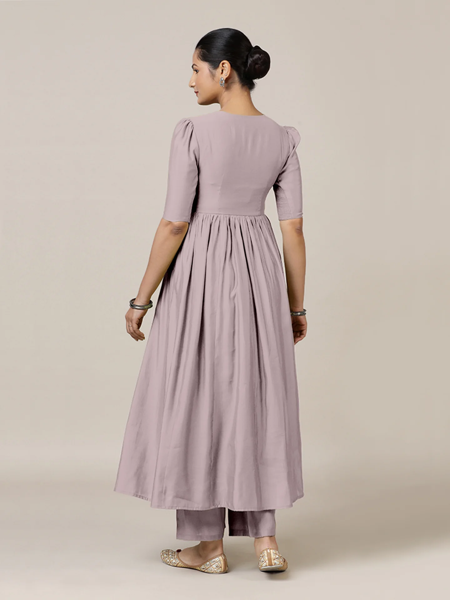 Faiza x Rozaana | A Line Kurta in Lilac with Thread Work | Coords or Only Kurta - Image 2