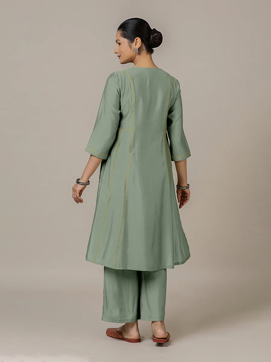 Mahi x Rozaana | A Line Kurta in Mint Green with Thread Work | Coords or Only Kurta - Image 2