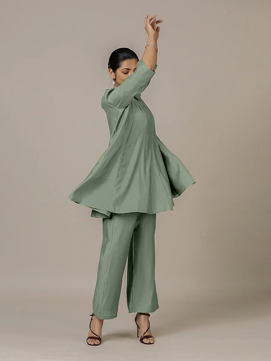 Tuhi x Rozaana | A Line Kurta in Mint Green with Thread Work | Coords or Only Kurta