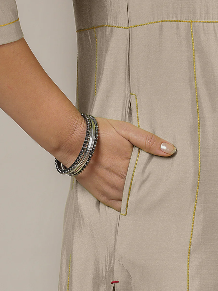 Mahi x Rozaana | A Line Kurta in Oyster Grey with Thread Work | Coords or Only Kurta - Image 4
