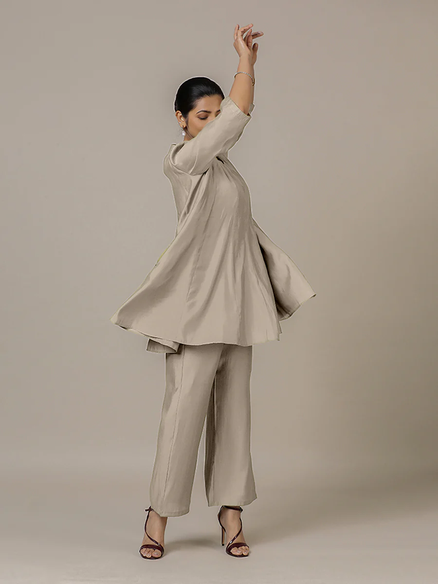 Tuhi x Rozaana | A Line Kurta in Oyster Grey with Thread Work | Coords or Only Kurta - Image 9