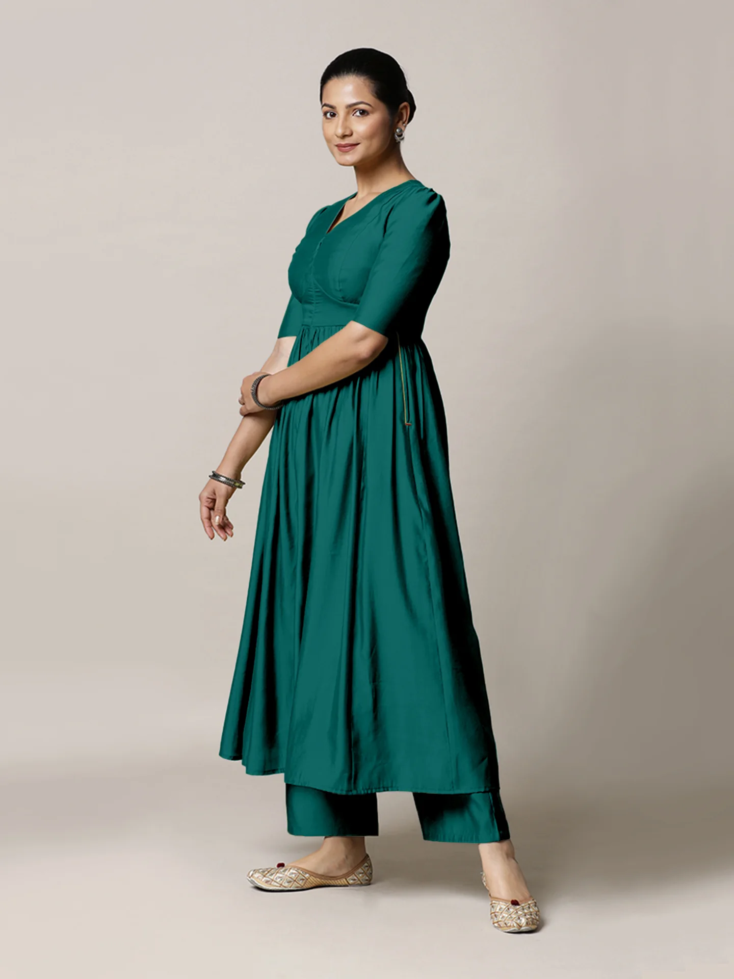 Faiza x Rozaana | A Line Kurta in Peacock Green with Thread Work | Coords or Only Kurta - Image 11