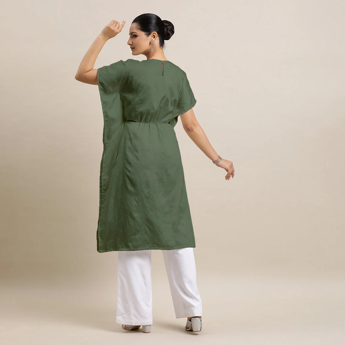 Siya x Rozaana | Kaftan Kurta in Hunter Green with Thread Work | Coords or Only Kurta - Image 2