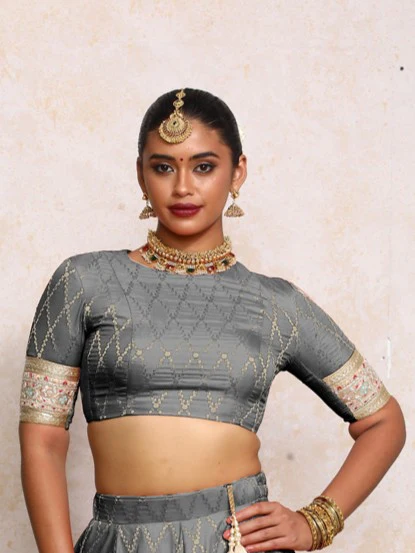 Kashvi x Tyohaar | Elbow Sleeves Gilded Grey Vine Mesh Brocade Saree Blouse - Image 6