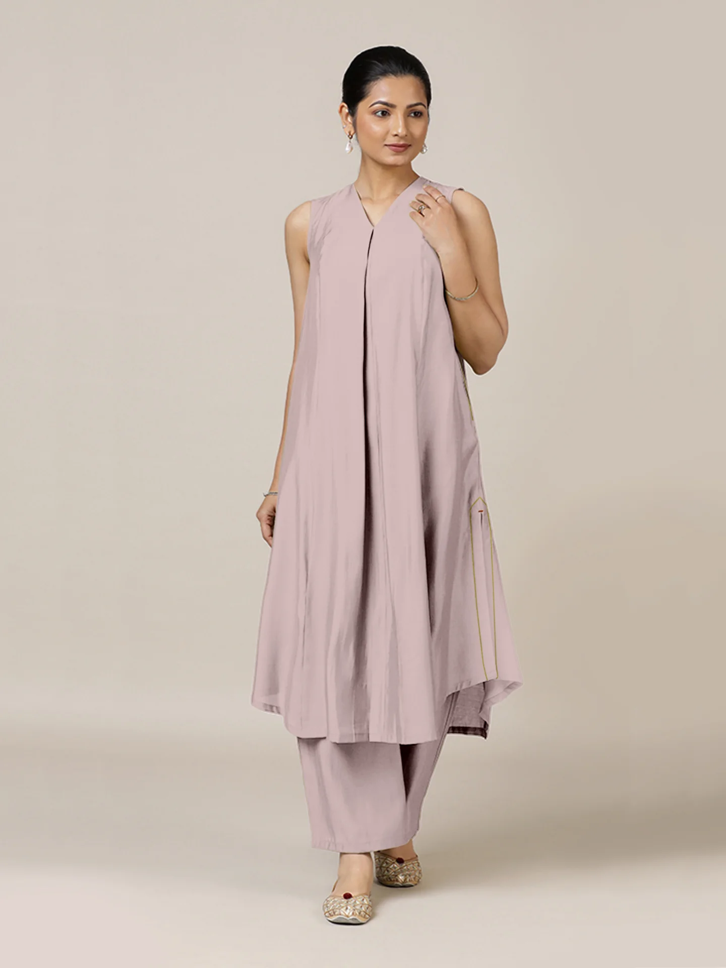 Mirha x Rozaana | A Line Kurta in Lilac with Thread Work | Coords or Only Kurta - Image 5