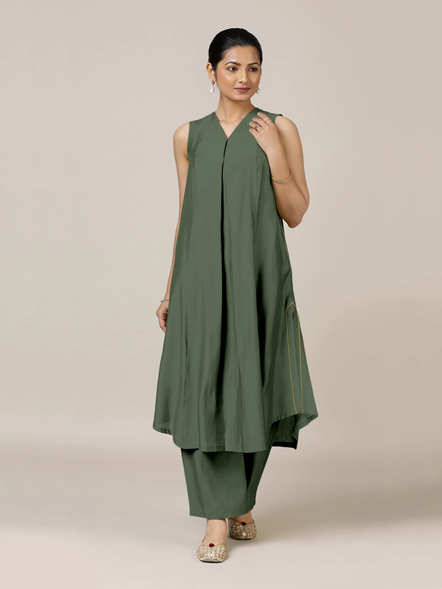 Mirha x Rozaana | A Line Kurta in Pine Green with Thread Work | Coords or Only Kurta - Image 5