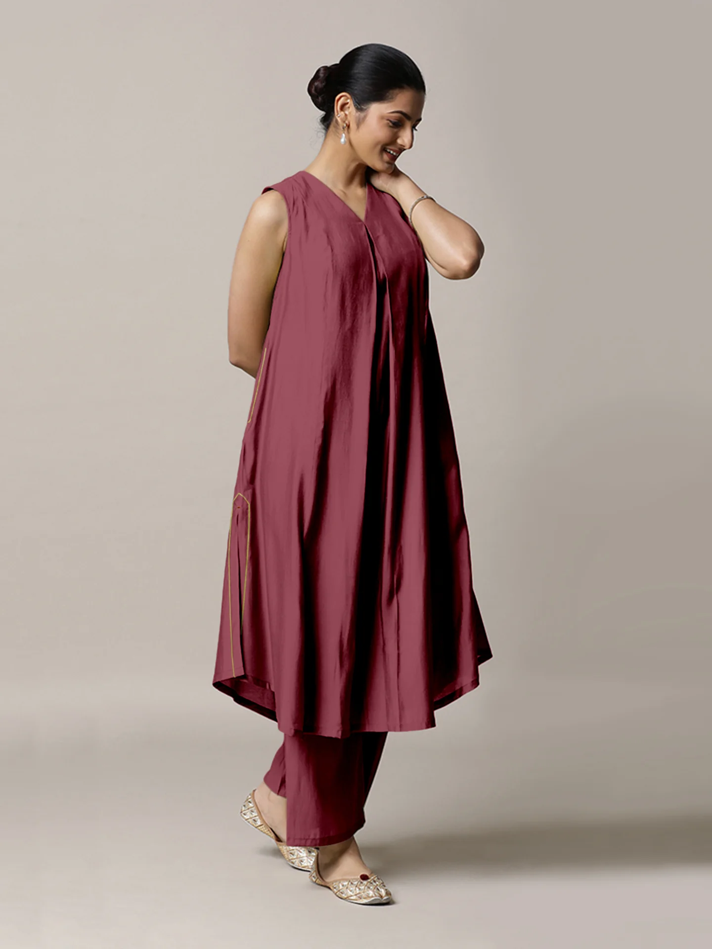 Mirha x Rozaana | A Line Kurta in Rose Pink with Thread Work | Coords or Only Kurta - Image 8