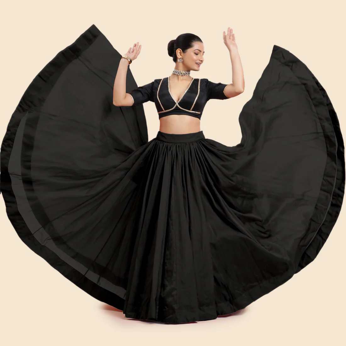 Bahaar x Tyohaar | Lehenga Skirt in Black Organza - Image 2