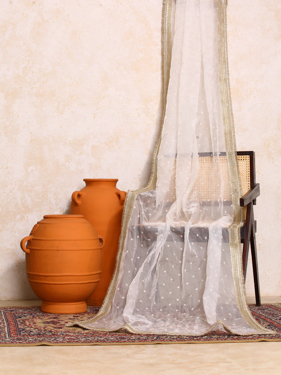 Mogra x Tyohaar | Sequined White Organza Dupatta - Image 4