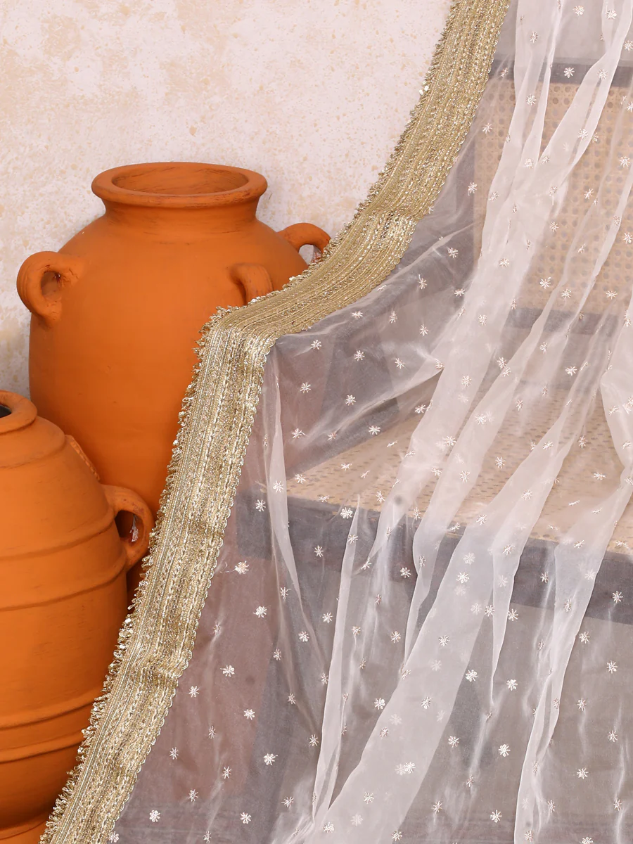 Nirja x Tyohaar | Sequined White Organza Dupatta - Image 2