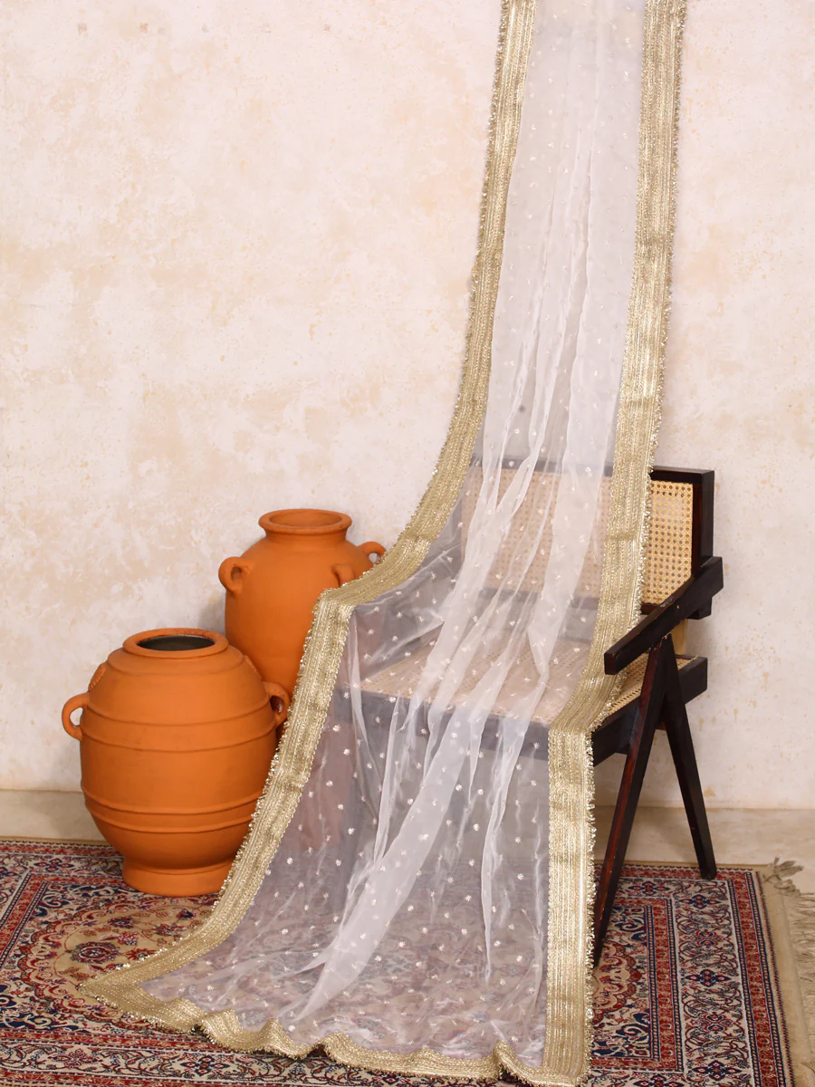 Nirja x Tyohaar | Sequined White Organza Dupatta - Image 4