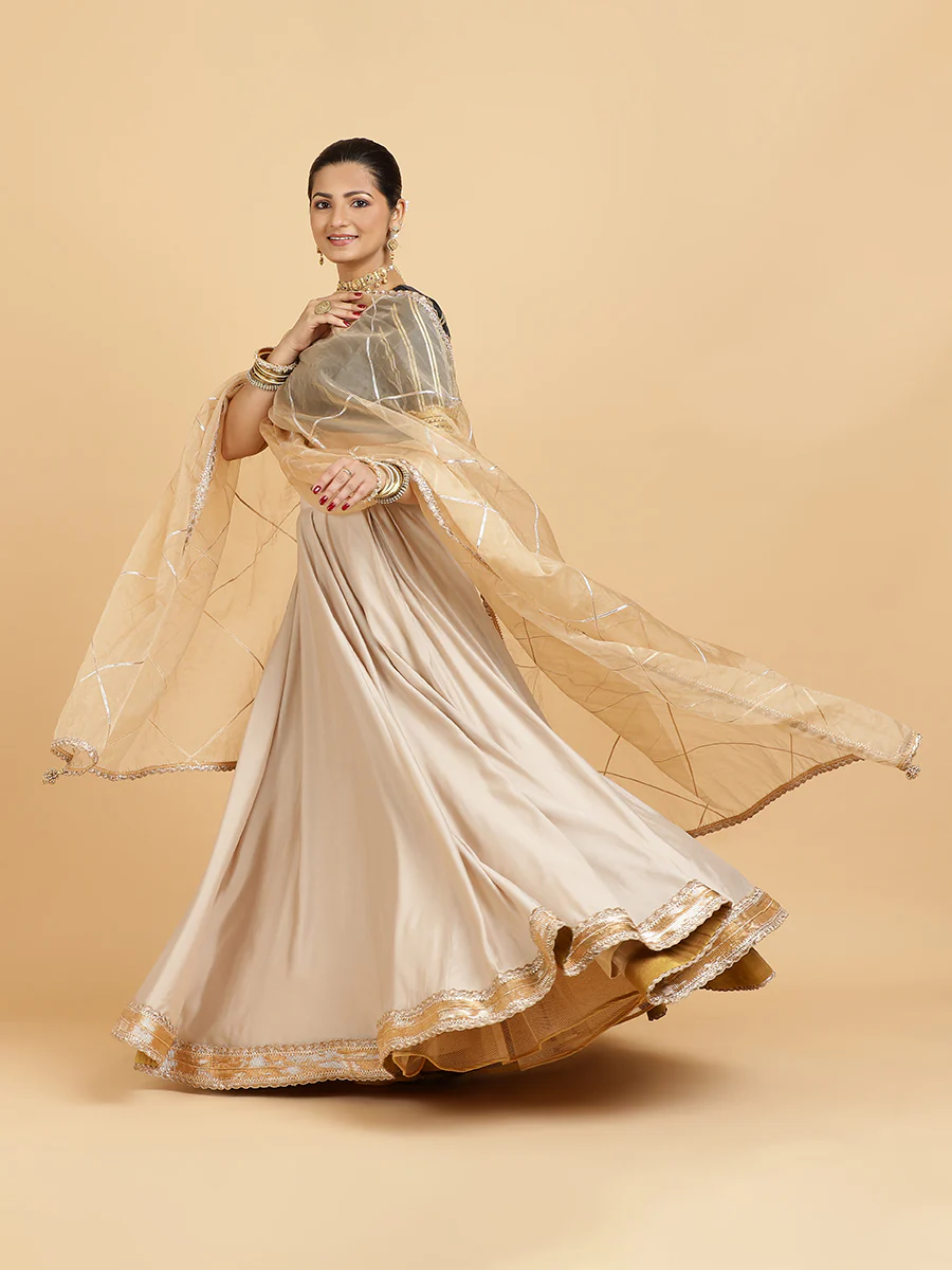 Zainab Aziza 4-Pc Lehenga Set x Tyohaar | Oyster Grey Lehenga, Charcoal Black Blouse with Sunheri Gold Dupatta and Cancan Skirt - Image 10