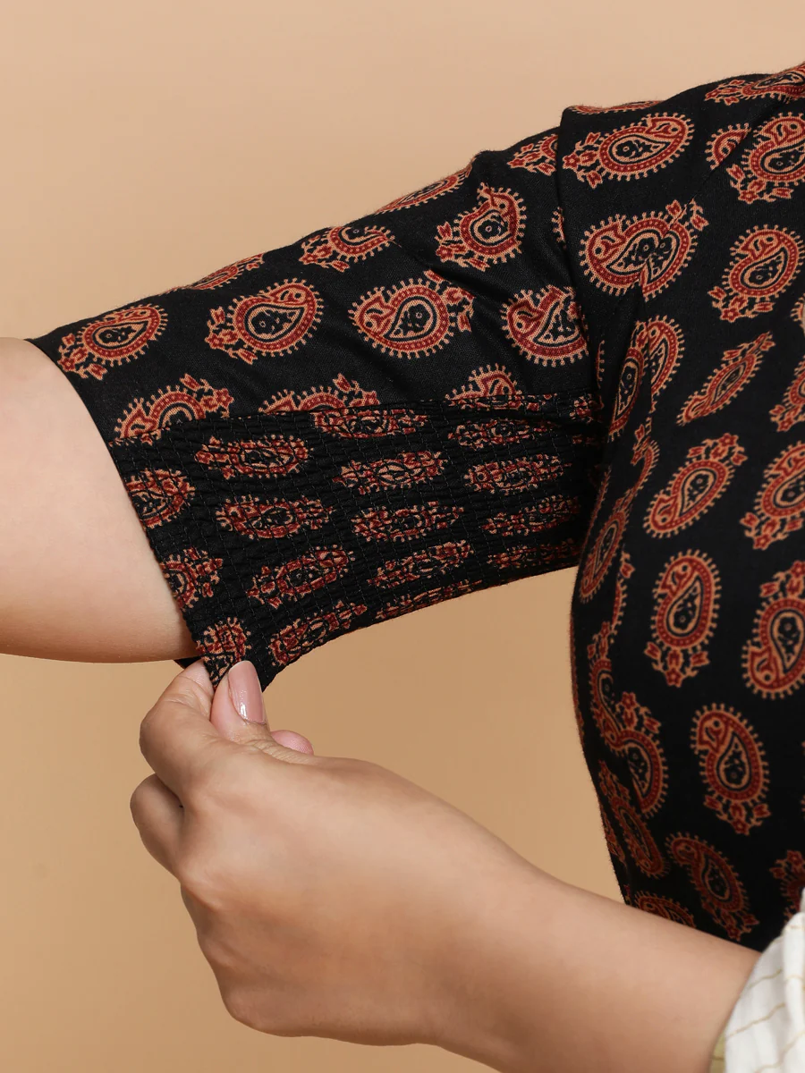 Upasana x Rozaana | Elbow Sleeves Cotton Saree Blouse in Black Mango Block Print Fabric - Image 4
