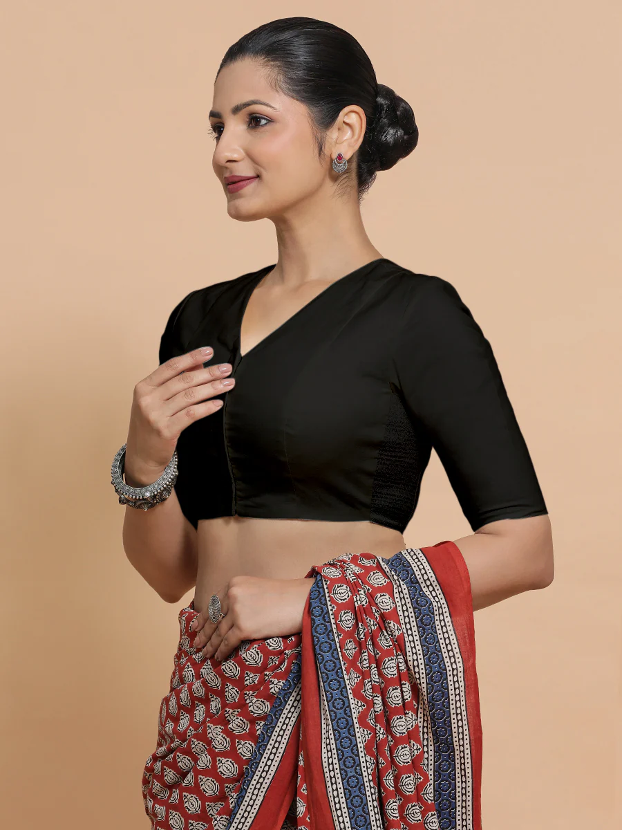 Garima x Rozaana | V-Neck Black Plain Cotton Saree Blouse - Image 5