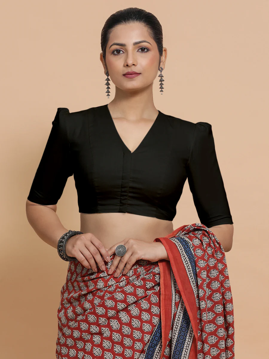 Kriti x Rozaana | V-Neck Black Plain Cotton Saree Blouse - Image 6
