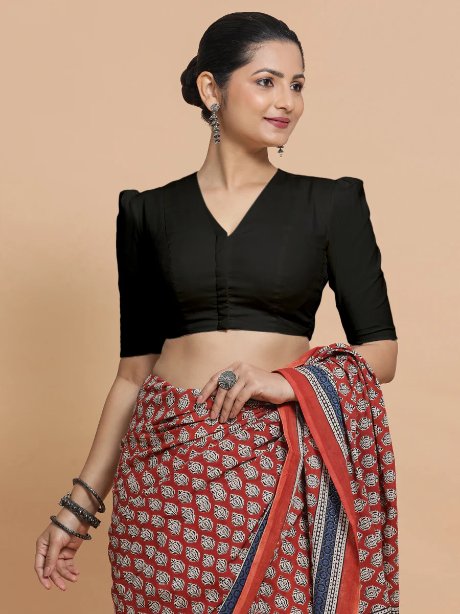 Kriti x Rozaana | V-Neck Black Plain Cotton Saree Blouse - Image 9