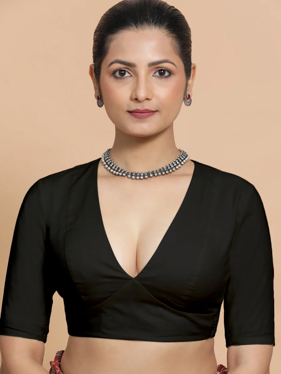 Riddhima x Rozaana | V-Neck Black Plain Cotton Saree Blouse