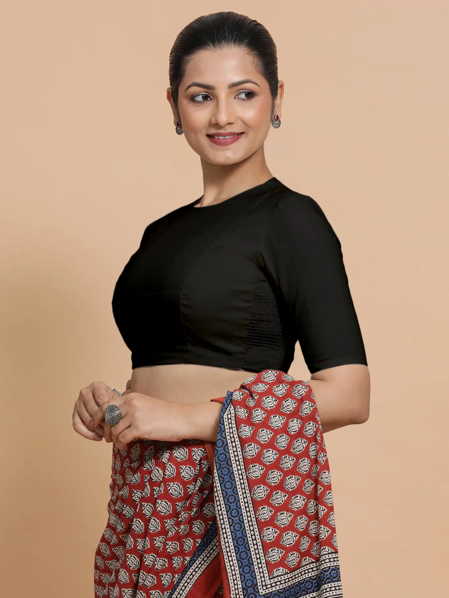 Suhana x Rozaana | Jewel Neck Black Plain Cotton Saree Blouse - Image 7