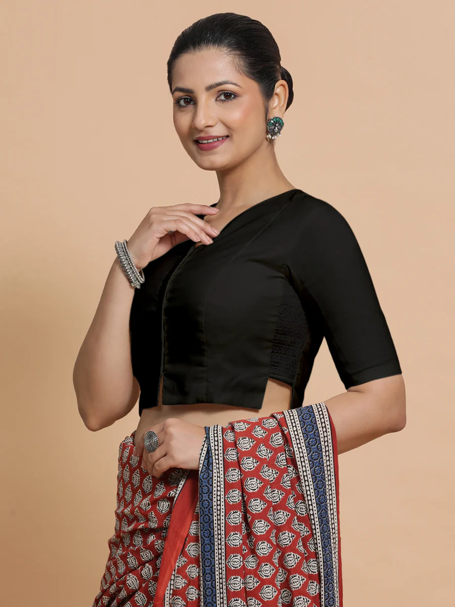 Tejasvi x Rozaana | Round Neck Black Plain Cotton Saree Blouse - Image 8