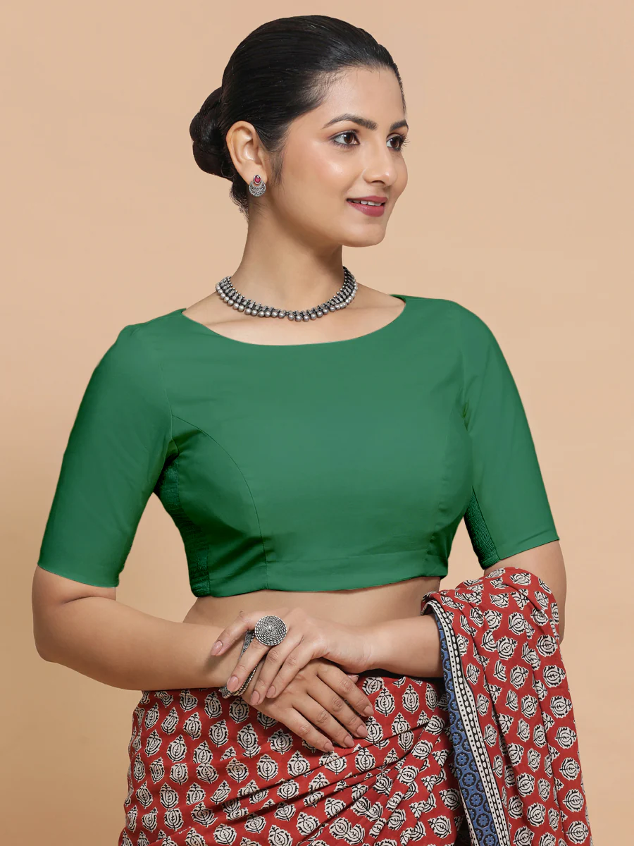 Kumud x Rozaana | Elbow Sleeves Saree Blouse in Castleton Green Plain Cotton - Image 10