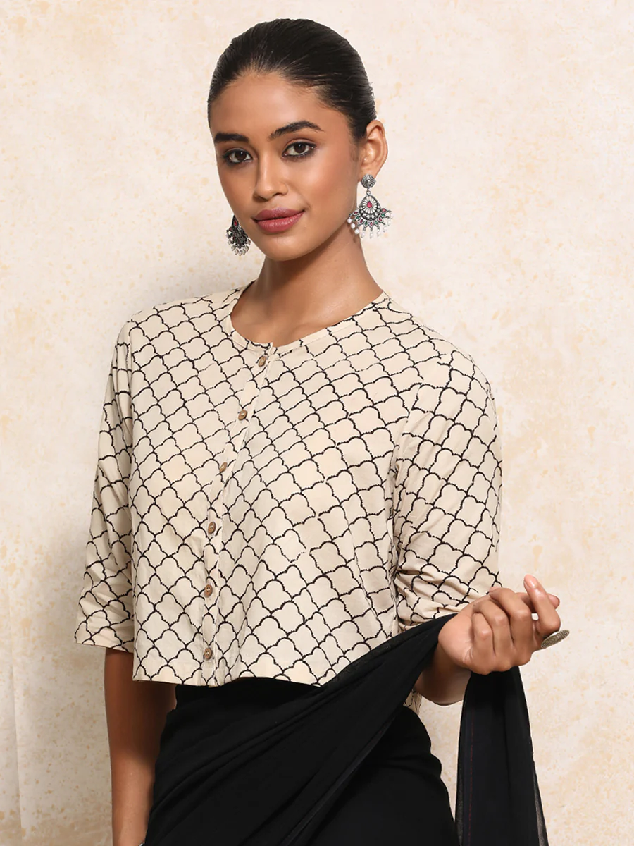 Faina x Rozaana | Elbow Sleeves Saree Blouse in Cream Fishscale Block Print Cotton - Image 9