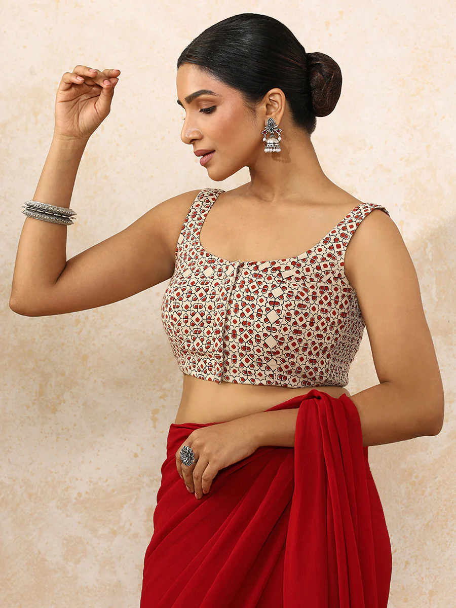 Lavina x Rozaana | Sleeveless Saree Blouse in Cream & Red Geometric Block Print Cotton - Image 7