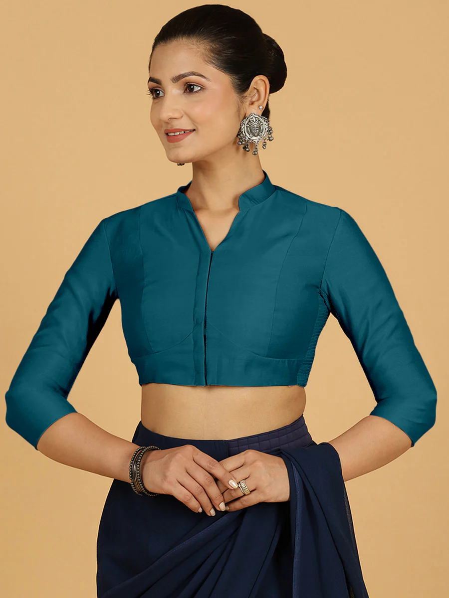 Maya x Rozaana | Three Quarter Sleeves Saree Blouse in Crystal Teal - Image 9