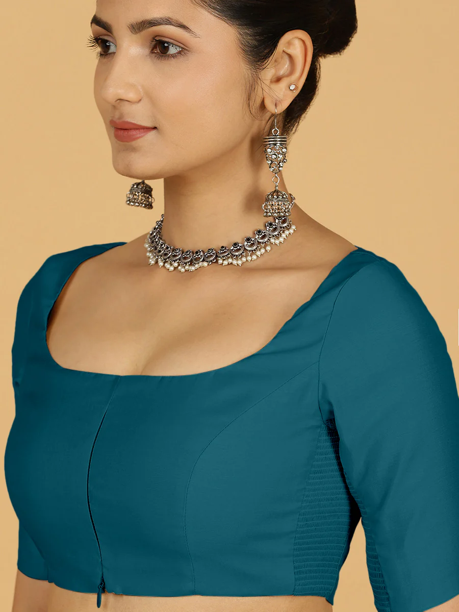 Nidhi x Rozaana | Elbow Sleeves Saree Blouse in Crystal Teal - Image 5