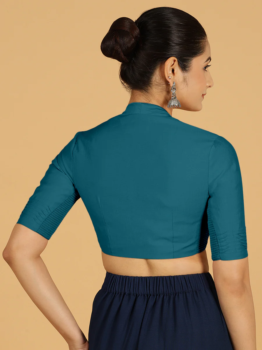 Salma x Rozaana | Elbow Sleeves Saree Blouse in Crystal Teal - Image 2