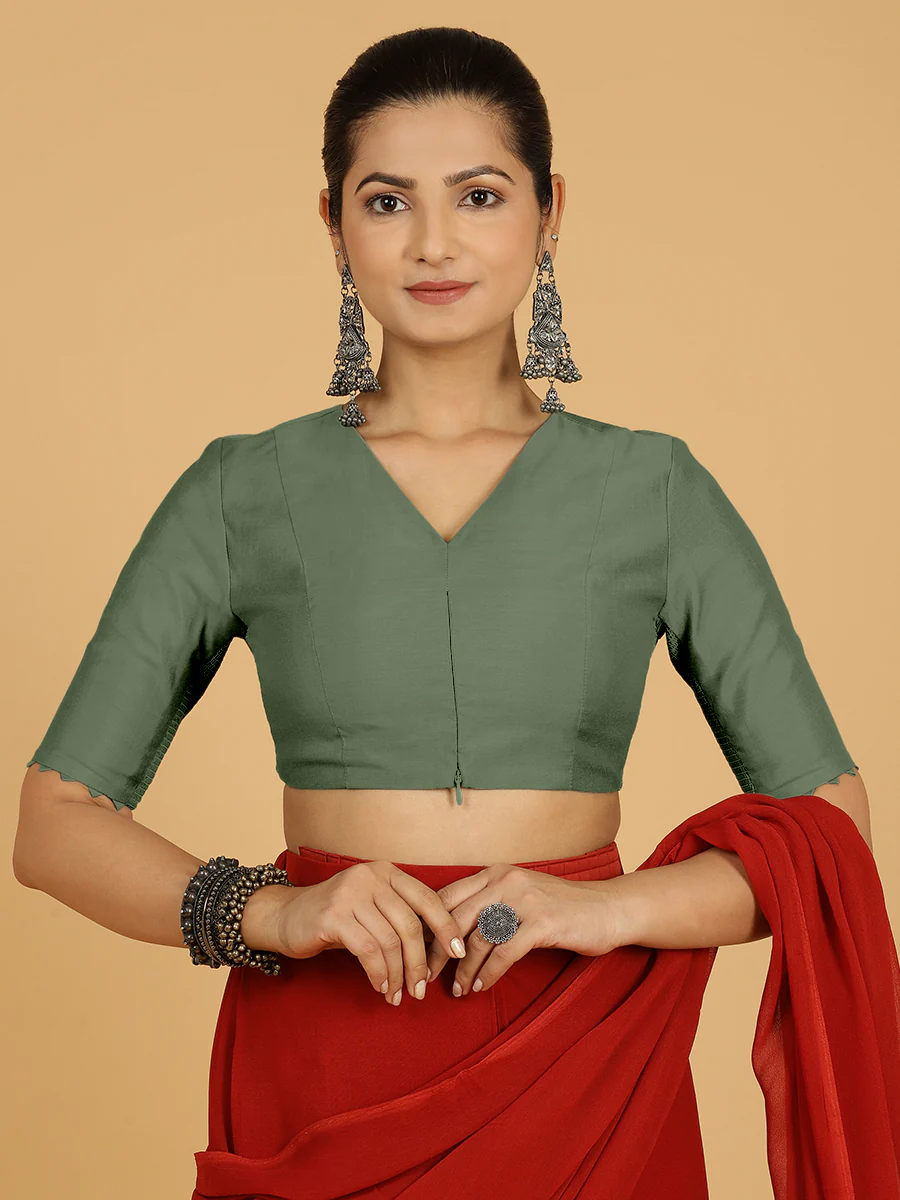 Divya x Rozaana | Elbow Sleeves Saree Blouse in Hunter Green - Image 12