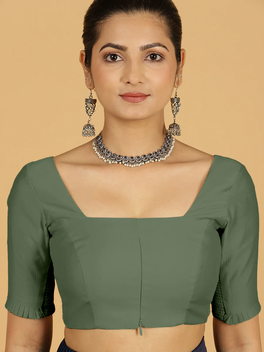 Nihira x Rozaana | Elbow Sleeves Saree Blouse in Hunter Green - Image 6