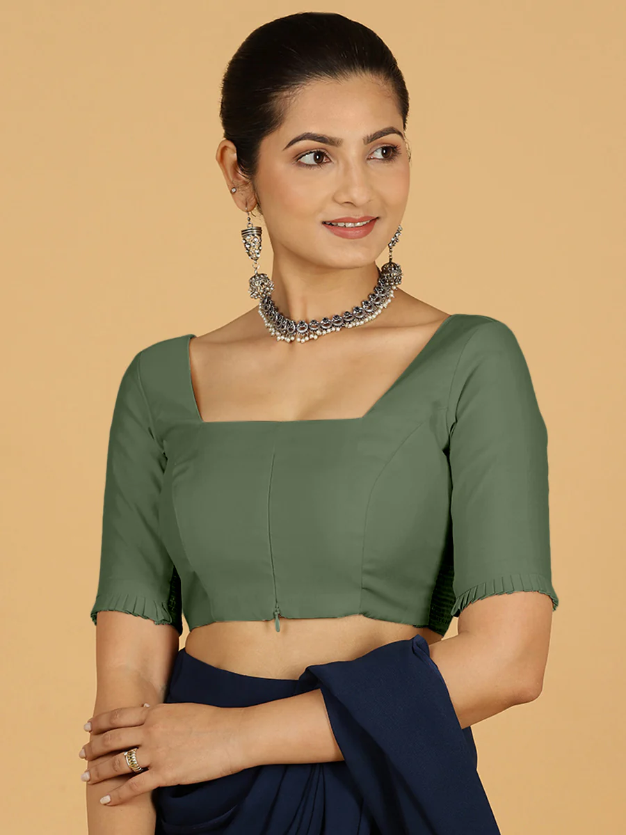 Nihira x Rozaana | Elbow Sleeves Saree Blouse in Hunter Green - Image 9
