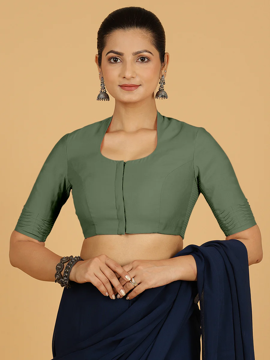 Salma x Rozaana | Elbow Sleeves Saree Blouse in Hunter Green - Image 11