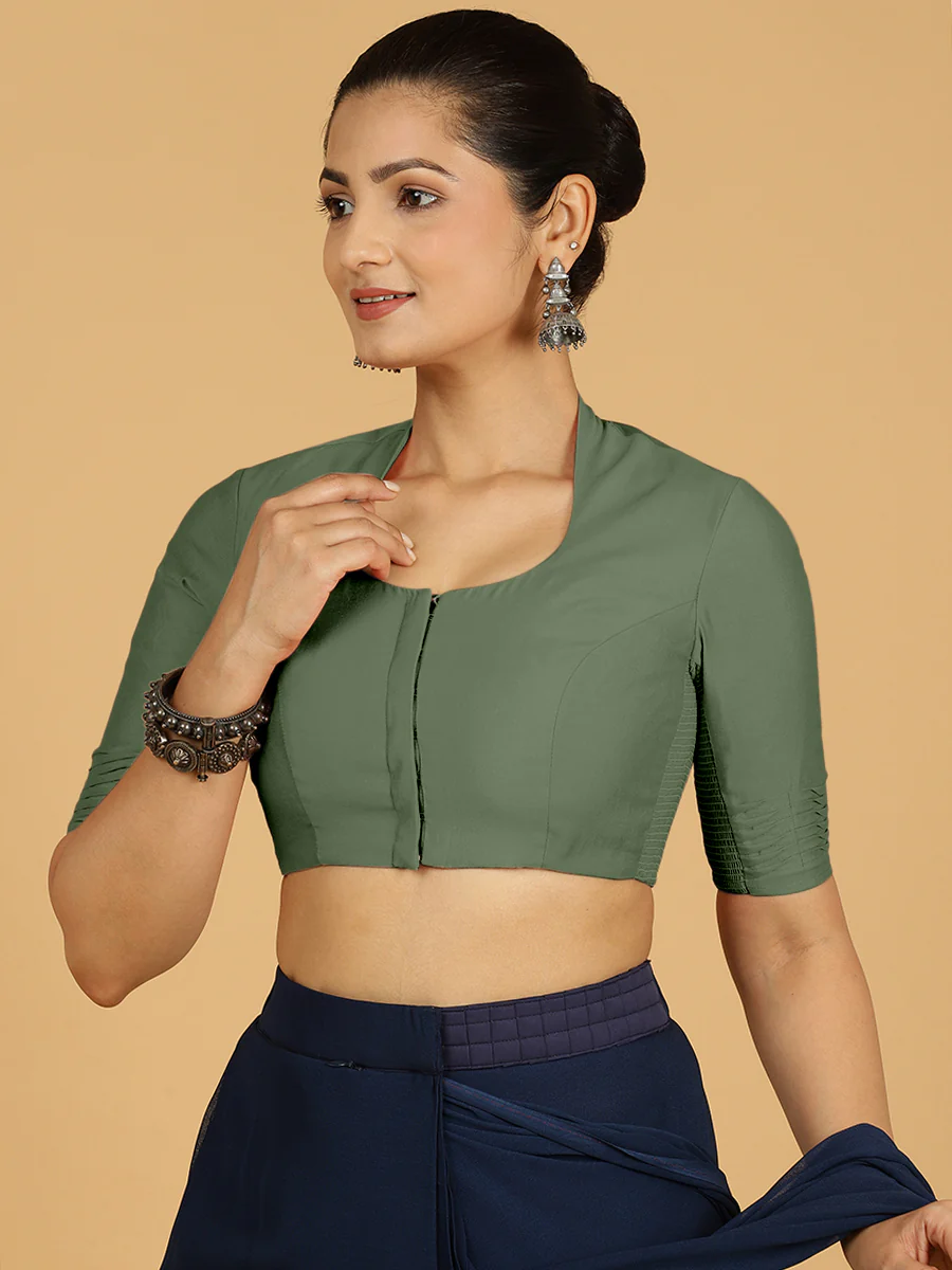 Salma x Rozaana | Elbow Sleeves Saree Blouse in Hunter Green - Image 6