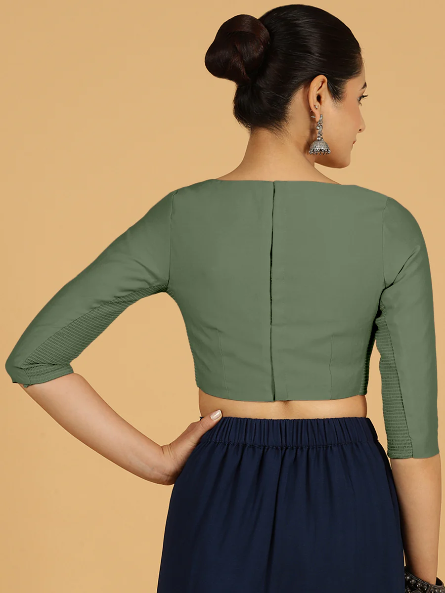 Tamanna x Rozaana | Three Quarter Sleeves Saree Blouse in Hunter Green - Image 2