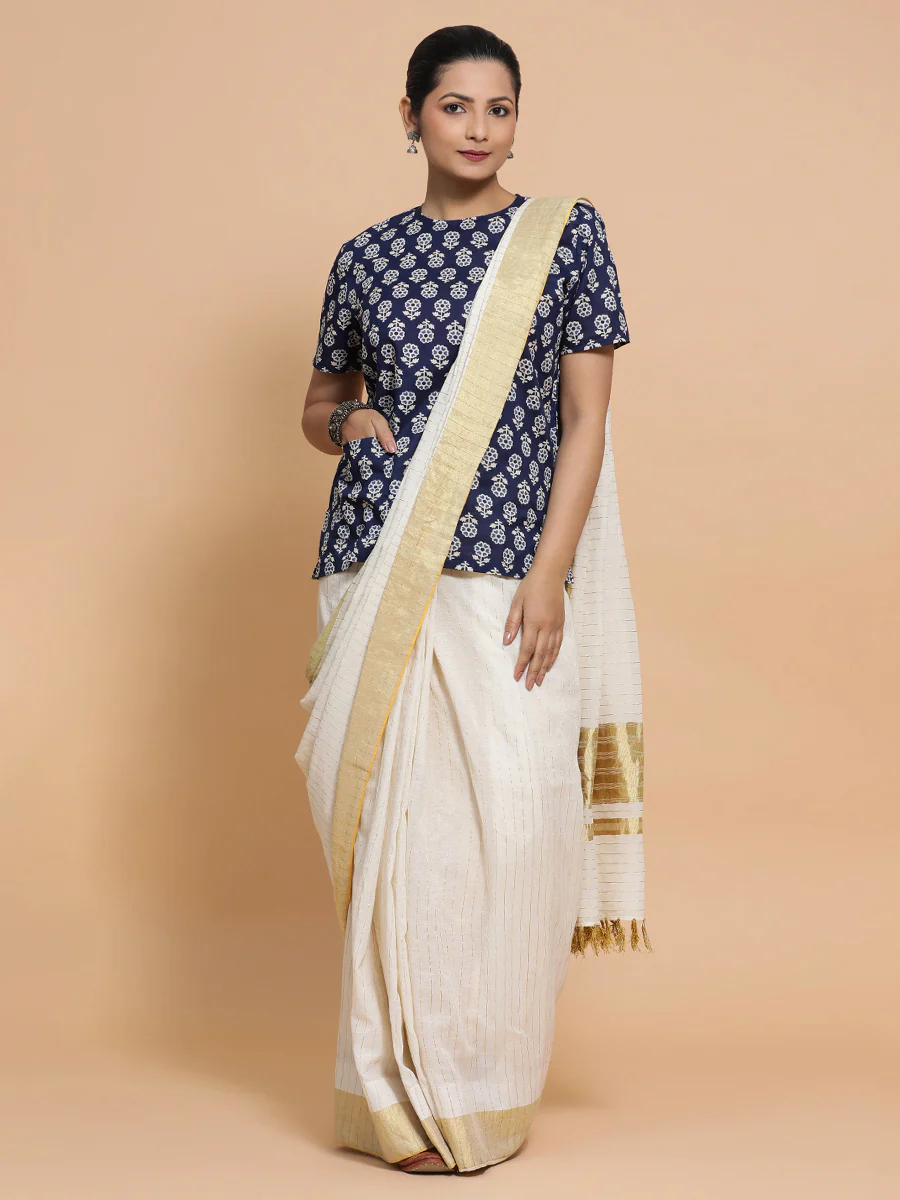 Priyanka x Rozaana | Short Sleeves Cotton Saree Blouse in Indigo Blue Flower Block Print Fabric - Image 12
